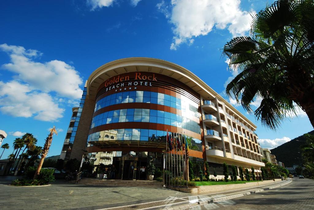 هتل الیت ورد مارماریس