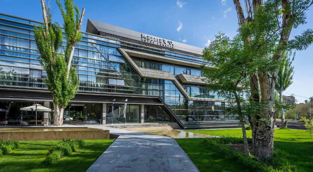 هتل مسیه 53 ایروان